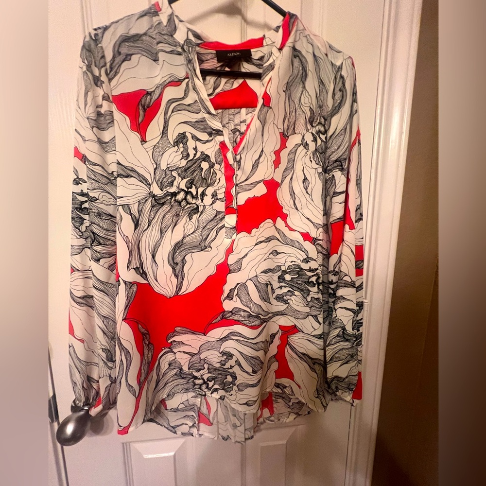 Alfani Floral Long Sleeve Flowy Top, Size 4